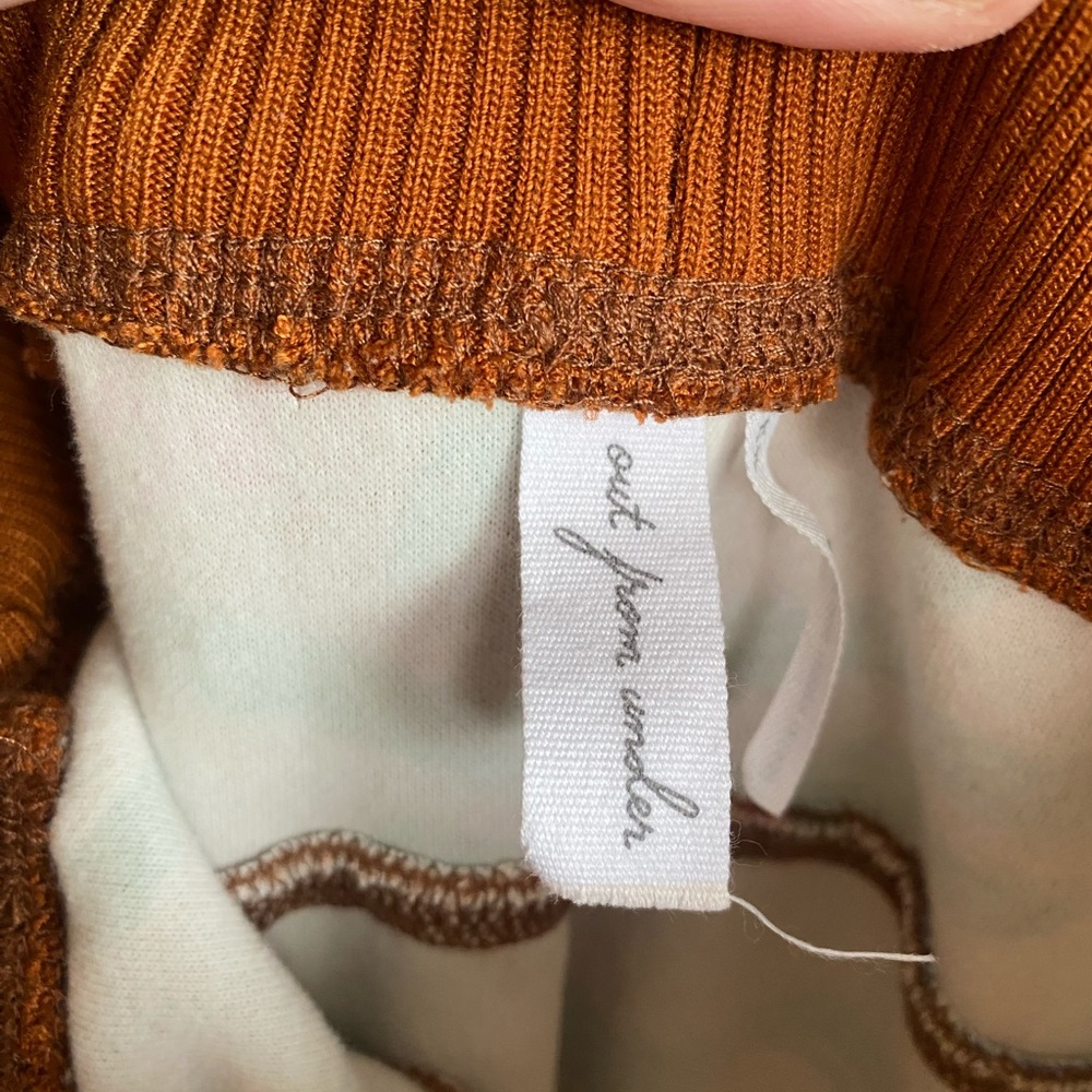 Urban Outfitters Out From Under Outlander Fleece Loungwear Cozy Joggers-Size M - Picture 6 of 8